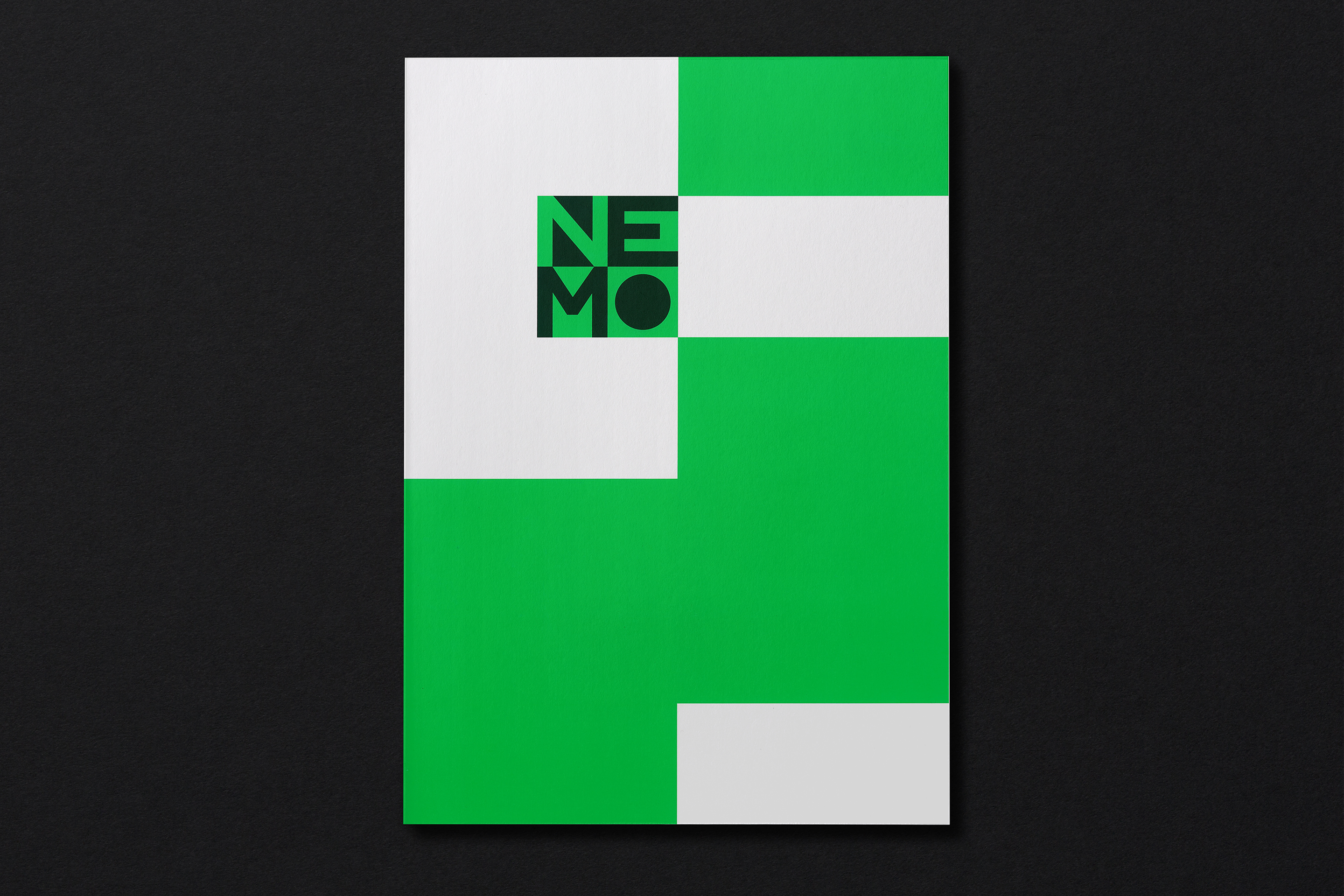 studio dumbar design visual brand identity for Nemo Science Museum folder design